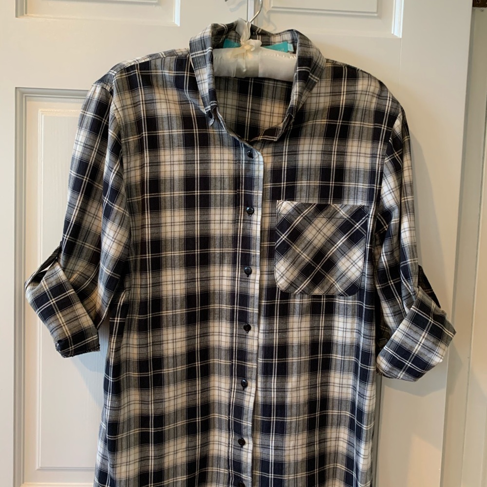 Plaid To Love Kuvaa button down blouse size M